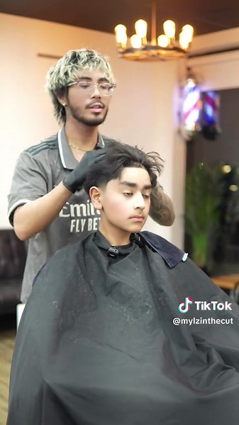 Middle Part Tutorial - How to style a blowout taper middle part with texture 🔥💈 Fake vs Real Product Results #mylzinthecut #hairtutorial #straighthair @InTheCut By Mylz