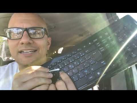 Clean Between Keyboard Keys With A Q Tip-Easy Tutorial