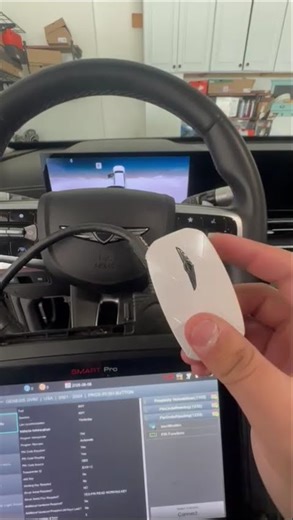 How to Start a 2025 Genesis GV80 with a Dead Key Fob Battery #GenesisGV80keyfob #deadkeyfobGenesis