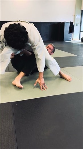 Deep Half Guard Sweep Using Lapel #jiujitsu #halfguard #diamondbackbjj
