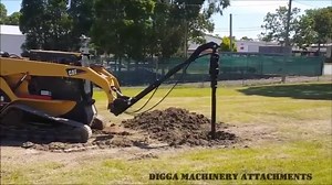 9.2K views · 16 reactions | What benefits does the telescopic piling extension add?  • Drill deeper (up to 12 feet) • Helical pile installation • Improved visibility Ignore the creaks and groans from the video… The machine could use a little grease  #skidsteerattachments #skidsteerloader #compacttrackloader #trackloader #construction #earthworks #dirtwork #constructionequipment #digga #skidsteersolutions #auger #earthdrill | Skid Steer Solutions | Facebook