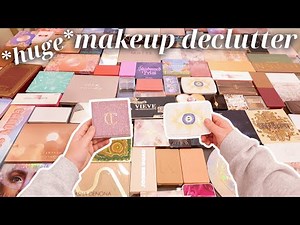 *HUGE* makeup collection declutter! eyeshadow palettes - 2025 | vlogmas day 16