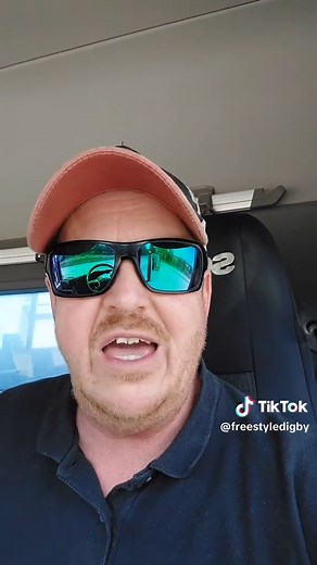 lorry driving #scania #44tonnearmy #lorrydriver #haulage #agrispec #44tonnearmy #32tonarmy #trucker #truck #truckersoftiktok