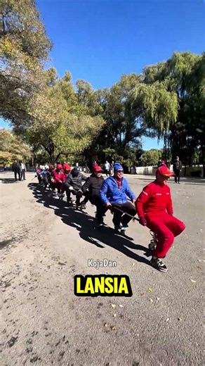 A Unique Game from China! Sit Down and Slide Like a Train!