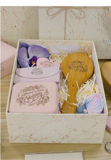 Personalized Wedding Favors: Engraved Memories 💍✨