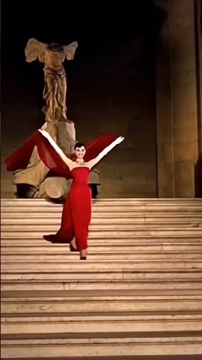 Revisiting Funny Face (1957): The Timeless Charm of Audrey Hepburn & Fred Astaire!