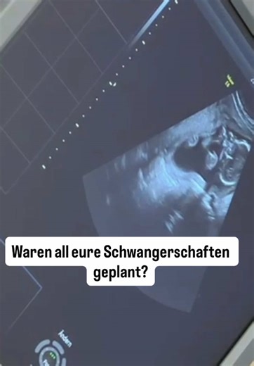Wir waren uns sehr lange unsicher, ob wir noch einmal ein drittes Kind möchten. Es gab Phasen, in denen wir uns ganz sicher waren, und dann wieder Momente, in denen wir dachten: Wir haben ja schon zwei Kinder. Tief in mir hatte ich jedoch oft das Gefühl, dass wir noch nicht komplett sind und auch mein Mann wollte mit dem Thema noch nicht abschließen. Wie war es bei euch? #mamaalltag #baby #schwanger #pregnant #baby2026 @Diego Contento