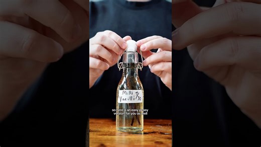 How to make the easiest vanilla syrup