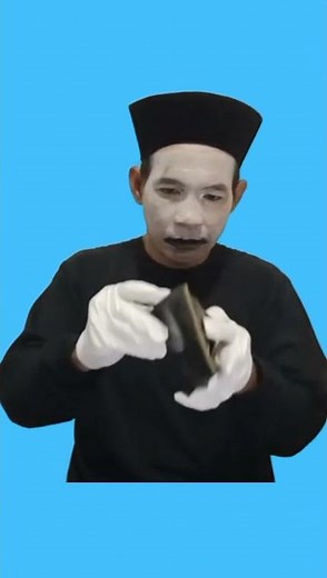 MONEY DISAPPEARS FROM WALLET! FUNNY PANTOMIME SHORT