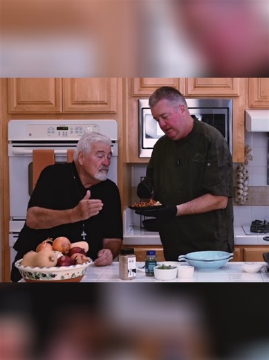 From cast-iron sizzles to plated perfection. 🔥 A look back at months of Steve Cooks Stuff—real food, bold flavors, zero pretension. Seasonal ingredients, restaurant-level techniques, and dishes that actually get cooked (and devoured). If you love comfort food done right, beautiful plates, and cooking that’s meant to be shared—this one’s for you. #SteveCooksStuff #FoodTok #CastIronCooking #ChefLife #CookingInspiration