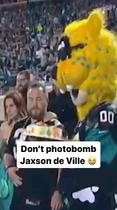 Jaguars mascot does not play around | NFL Memes