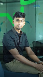 If you’re a fresher, watch this before applying anywhere. Resume tips they don’t teach in college. #fresher #career #resumé #jobtips #errormakesclever | Error Makes Clever