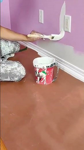 Painting Baseboard Edges Carefully for a Clean and Professional Wall Finish