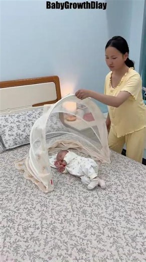 Are mosquitoes disturbing your baby’s sleep? Foldable Baby Mosquito Net helps!#Shorts