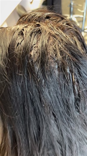 Joseph on Instagram: "Going from dark to light is a process — and today’s transformation is a perfect example of why. My client came in with very dark permanent color and a goal of going blonde. Luckily, she had only used professional color. Even when professional color is used — which is much gentler to lift than box dye — getting to a super light result safely still takes multiple sessions if you want to keep the hair healthy. This is why I always tell clients that big color changes don’t happ