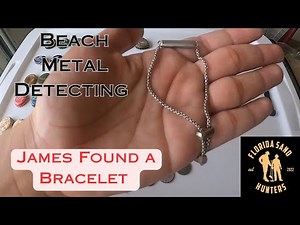Florida Sand Hunters: Beach Metal Detecting in Clearwater Florida James found some Jewelry..
