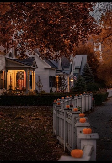 #aesthetic #relatable #halloween #smalltown #vibes | halloween aesthetic