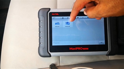 Autel Scanner ABS modulator bleed How to Get air out of ABS Anti-lock brake system bleeding Part 4 | Neymar Modes | Facebook