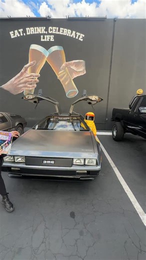 Shoot em pa 🤣🤣 #katycable #oldmanpeabody #backtothefuture | Back to the Future IG