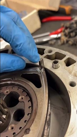The rotary engine has a fairly simple structure#MechanicLife#CarMechanic.#Engineering