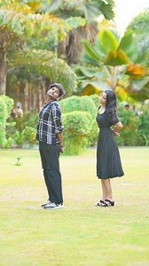 1.5M views · 37K reactions | Easy one pice Poses 殺In frame: @rajnandini005 .....#photography #poses #modelshoot #photoshoot #pose #saree #dress #model #photo | Akash Panjarkar | Facebook