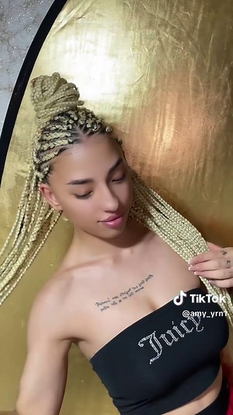 Vă aștept la cele mai frumoase codițe🤍🤘🏼@floriiiyy #amybraidescodițe❤️ #fyp #fyy #foryoupage❤️❤️ #codițeperfecteAmyYrn😚💗