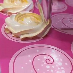 @sugarartcanada #tipcakes #beautifulcakes | Beautiful cakes - Những mẫu bánh gato đẹp