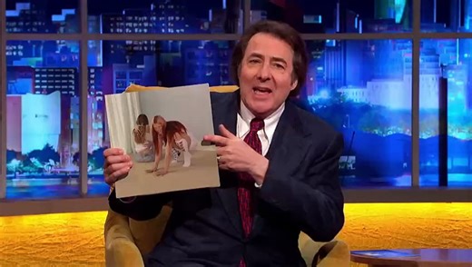 Wet Leg - Catch These Fists - Live @ The Jonathan Ross Show