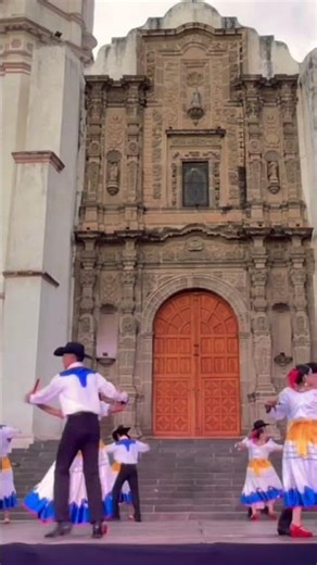 8º Festival Folklórico Bailando en la Casa de las Garzas 2026
