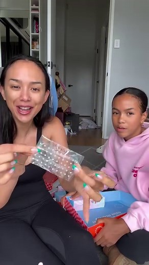 Unboxing the Sephora advent calendar | Kat Clark