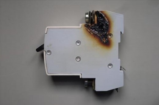 Circuit Breaker Keeps Tripping? Causes & Easy Fixes