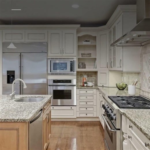 10033 Chartwell Manor Court, Potomac, MD 20854