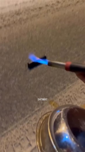 Kürtajcı İmam on Instagram: "Sorry 😔 The Role and Characteristics of the Rooster The rooster, biologically known as Gallus gallus domesticus, is the male counterpart of the domestic chicken. Beyond being a simple farm animal, the rooster plays a vital role in the social hierarchy of the avian world and has become a powerful cultural symbol of vigilance and courage across many civilizations. Physical Distinctiveness Physically, the rooster is much more striking than the hen. Evolution has provid