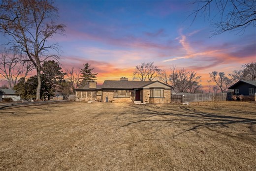 1515 Prairie St, Aurora, IL 60506 - MLS 12581912 - Coldwell Banker