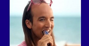 Snickers implies their candy bar will turn you straight in wildly homophobic ad - LGBTQ Nation