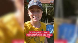 VEVOR Collapsible Rain Barrel, 66 Gallon/250 L Portable Rain Water Collection Barrel, PVC Rainwater Collection System with Spigots and Overflow Kit, Water Barrel for Garden Water Catcher