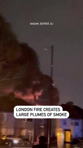 Video captured plumes of smoke from the electrical substation fire that shut down Britain's Heathrow Airport. It will be closed all day Friday. https://bit.ly/4hpU12g | ABC 7 Chicago