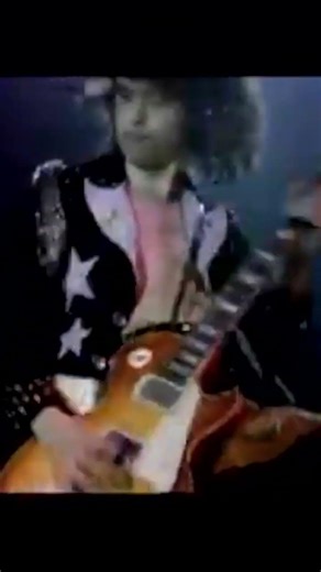 Everyone Knows This Riff 🎸
