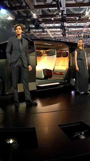 【#JMS2025 閉幕】 本日をもってジャパンモビリティショーが閉幕いたしました。 多くのお客様にLEXUSブースにご来場いただき、誠にありがとうございました。 これからの#LEXUS の未来を切り拓くために、 冒険的で革新的なラグジュアリーの概念そのものを問い続け、 クルマだけに留まらず、新しいサービスや体験、ライフスタイルを #DISCOVER します。 | LEXUS / レクサス