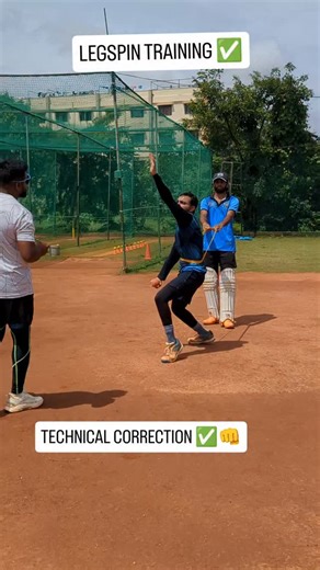 @_master_of_spin_ on Instagram: "LEGSPIN TECHNIQUE ✅ #legspinner #legspincoaching #legspintips #cricketcoching #legspindrills #spincamp"