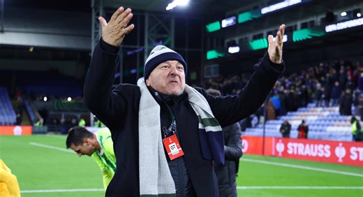 Άλλαξε απόφαση και «πέταξε» για Λονδίνο ο Καραπατάκης | AlphaNews