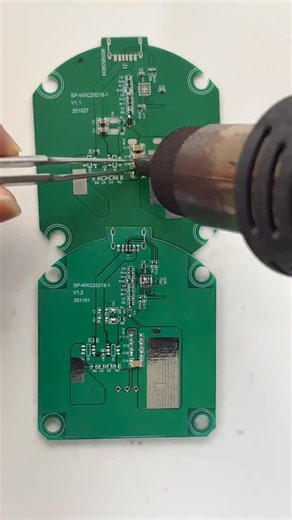 kk on Instagram: "For pcba assembly, any details, component direction, DIP assembly height control, any custom requirements, I can cooperate with you, we can communicate in time. I look forward to working together Whatsapp&wechat : 86 15879168793 Email : fpcshenzhen@163.com #diyelectronics#raspberrypi#raspberrypi3#raspberryproject#mekatronik#electronicengineering #programmerslife#device#pcb#robotics#pcbdesign#12v#MOSFET#Ardunio#growlights #inductionheating#ecig#PWM#pixelart#art#ssr#power#electro