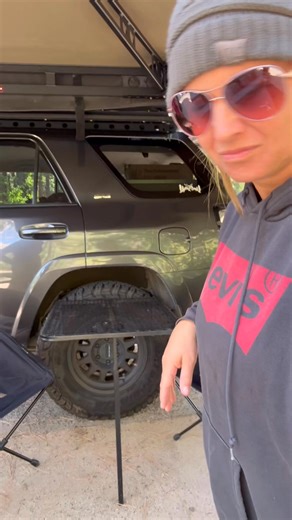 Table connected to the tire #4runner #camping #tailgatertiretable #deaf #ASL | DEAF VAN LIFE
