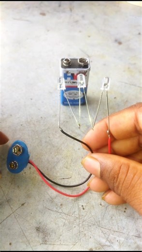 LED Series Connection Experiment 🔴💡