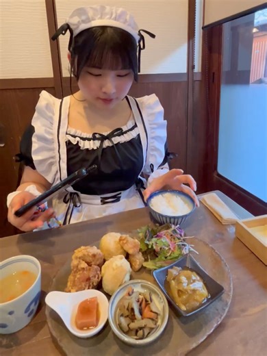 法隆寺近くのCafeこもどで三種竜田揚げランチ