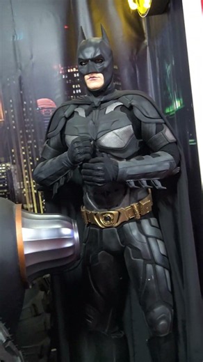Life-Size Batman, Joker & The Tumbler Batmobile! 😳🦇