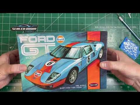 Building the Polar Lights 2006 Ford GT 1/25 scale model car Part 1