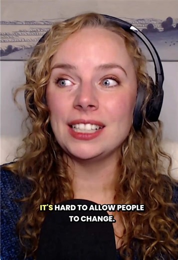 What happens when the vibe changes in a friendship… Growth can create distance — and that’s hard to sit with. Does this resonate with you? 👇 Follow for more real conversations like this. #A#AdultFriendshipsA#AdultFriendshipsAreHardG#GrowingApartF#FriendshipTokPodcastTok