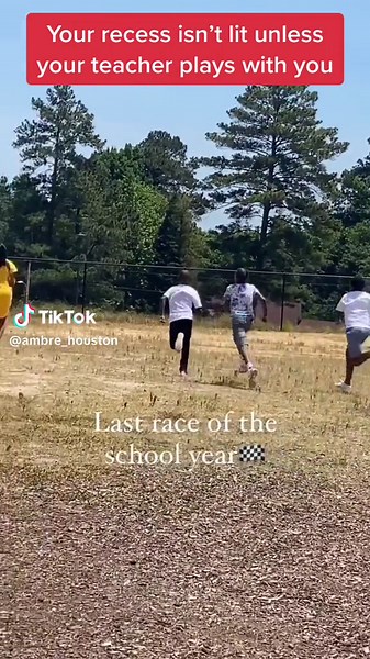 Ms. Houston Making Recess Memorable with Scholars