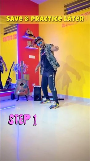 Subscribe ♥️ Learn cool dance moves. 🕺💃New tutorials every week #dancetutorial #dancers #ytshorts